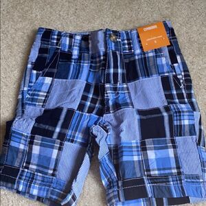 Gymboree size 5 adjustable waist shorts.